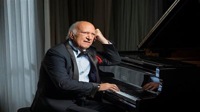 الموسيقار عمر خيرت يحيي حفلا ضخما بدار الأوبرا المصرية.. الليلة