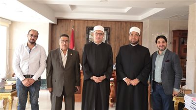 نظير عياد: الأزهر يعمل على نشر العلم والمعرفة والثقافة وتوعية المواطنين