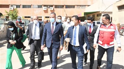 مدير مستشفى الفيوم العام: 44 ألف مريض يترددون على العيادات الخارجية شهريا