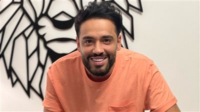 رامي جمال يحتفل بعيد ميلاده الـ 38