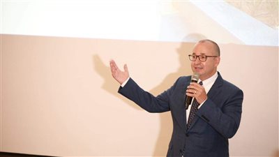 إقبال كبير من الطلاب للتقديم في فروع جامعتي رايرسون والأمير إدوارد بالقاهرة