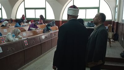 الأمير يوجه بتوفير المناخ المناسب في امتحانات الدراسات العليا بجامعة الأزهر 