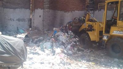 استجابة لشكاوى المواطنين.. رفع 70 طن مخلفات قمامة ورتش بالهرم | صور