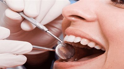 تفسير حلم خلع الضرس في المنام وعلاقته بالموت وخسارة الأموال 