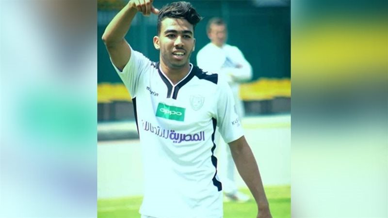 مصطفى الزناري لاعب