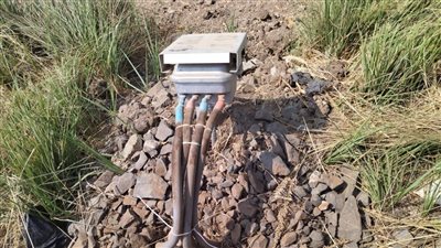 النيابة تأمر بضبط عاملين متهمين بالاشتراك في سرقة مواسير في القاهرة الجديدة