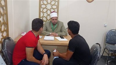  العلاقات الأسرية.. تتصدر قائمة أسئلة الجمهور بركن الفتوى بمعرض الإسكندرية 