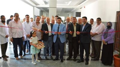 رئيس جامعة دمياط يفتتح مركز التميز البحثي في العلوم الزراعية المتقدمة