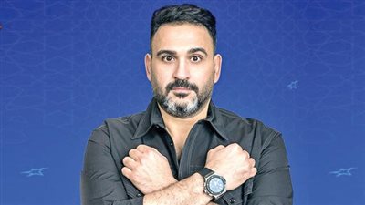 أكرم حسني يكشف كواليس أزمة أغنية 