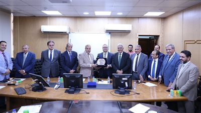 مجلس طب بنين الأزهر يكرم المحرصاوي تقديرا لجهوده على مدى خمس سنوات