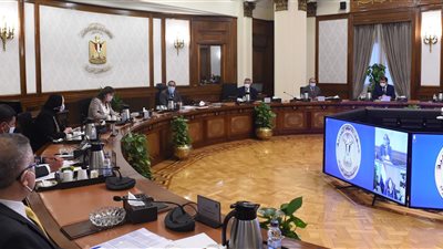 مدبولي يتابع منظومة النافذة الواحدة بالموانئ الجمركية ونظام التسجيل المسبق للشحنات