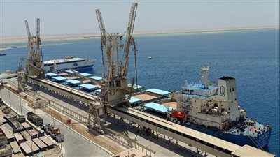 تصدير 23 ألف طن فوسفات عبر ميناء سفاجا