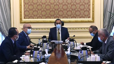 بعد تكليف الرئيس.. أول تحرك من الحكومة بخصوص الطريق الدولي الساحلي | صور 