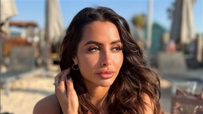 مارين الحمر.. هل الحب سبب رحيل أشرف بن شرقي عن الزمالك؟