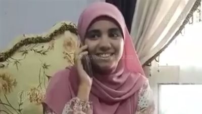 أسرة آلاء أحمد تستقبل خبر حصولها على المركز الأول في الثانوية الأزهرية بالزغاريد | فيديو