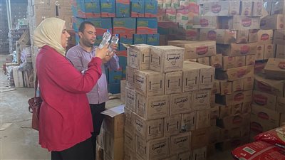 التحفظ على 7500 علبة سجائر وتحرير 13 محضرا تموينيا في الدقهلية