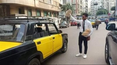 بقلوب منكسرة.. تشييع جثمان أشهر بائع فريسكا من مسجد النهضة بالمندرة | فيديو 