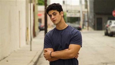 آدم الشرقاوي شاب متحرش في مسلسل منعطف خطر