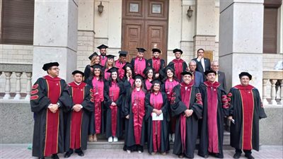 كليتا لاهوت المثال واكسبلورنيشنز يختتمان حفلات التخرج