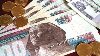 النشرة الاقتصادية: انخفاض معدل التضخم إلى 9.11 %..الجيش يعاين أراضي المليون وحدة..ارتفاع الدولار إلى 707 قروش.. البورصة تخسر 5.5 مليارات جنيه في نهاية التداول