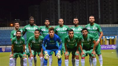 ماكيدا يختار 18 لاعبا لمواجهة الزمالك بالدوري