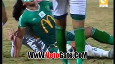بالفيديو.. طرد لاعب المصري بسبب تدخل عنيف في لقاء الاتحاد