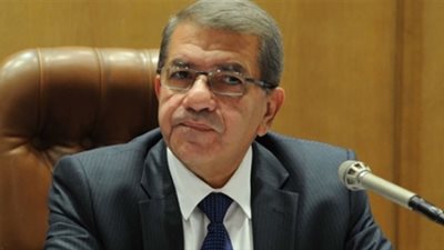 الغرف التجارية تطالب بفتح التعاقد إلكترونيا بقانون المناقصات والمزايدات