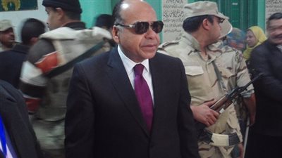 مدير أمن المنيا: الأهالي يواجهون تظاهرات 