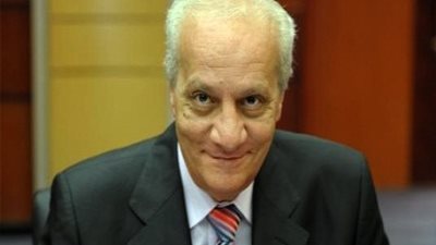 الرقابة الإدارية تحقق في شراء وزير الآثار فيلا بـ 7 ملايين جنيه