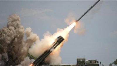 مراقبون خليجيون: صاروخ الحوثي رسالة إيرانية للسعودية