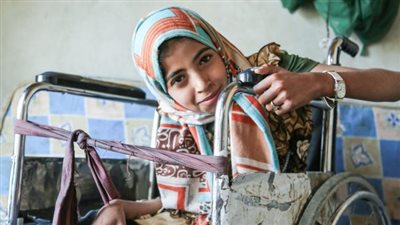 رسالة طفلة فقدت ساقيها أثناء الحرب في اليمن إلى العالم