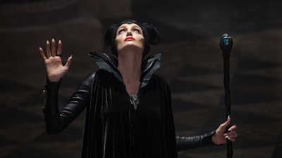 بالفيديو والصور.. التريلر الرسمي لفيلم أنجلينا جولي 