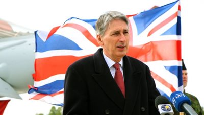 هاموند: 1500 بريطاني حاولوا الانضمام لداعش في سوريا