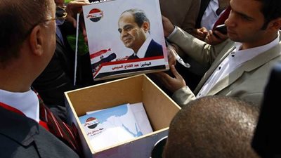 «مفوضي الدولة» تقضي بعودة عضو «توكيلات السيسي» إلى عمله بالقاهرة