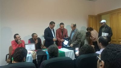 تفاصيل احتفال «الصحفيين» بالبلشي بعد فوزه بجائزة مانديلا (صور)