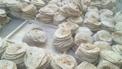 ضبط 3500 رغيف مدعم قبل بيعها كعلف للمواشي بالوادى الجديد