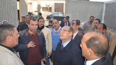 بالصور.. محافظ البحيرة يتفقد إنشاء 20 وحدة سكنية بمدينة بدر