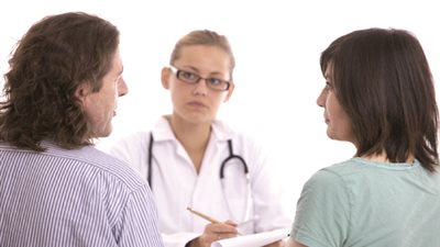 التحاليل الطبية قبل الزواج لا تقتصر على قياس الخصوبة