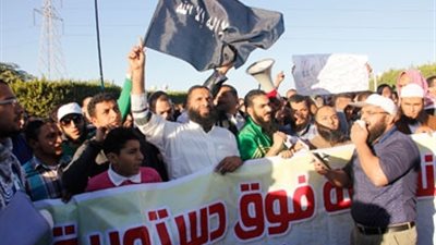 أحد أنصار أبو إسماعيل يطلب الزواج من صحفية نرويجية