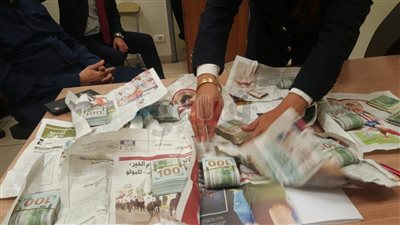 إحباط تهريب 90 ألف دولار و69 ألف درهم بحوزة أمريكي بمطار القاهرة