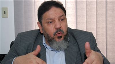 رفع اسم منتصر الزيات من قوائم الممنوعين من السفر