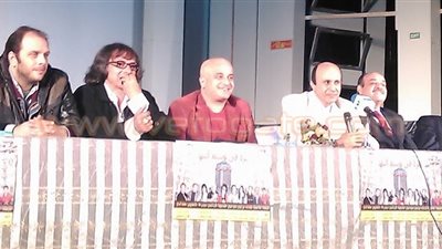 «النابلسي»: مكافآت عروض «ساعة كوميديا» رمزية