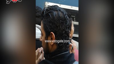 بالفيديو.. «مترو» الخط الأول يسير بأبواب مفتوحة بعد تكدس الركاب