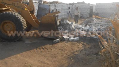 بالصور.. حملة لإزالة التعديات على الأراضي الزراعية بقليوب وطوخ