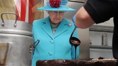 قصر باكنجهام يبحث عن «طباخ» براتب 20 ألف جنيه إسترليني