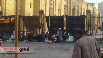 بالصور.. بدء الاستعدادات للاحتفال بمولد السيدة زينب