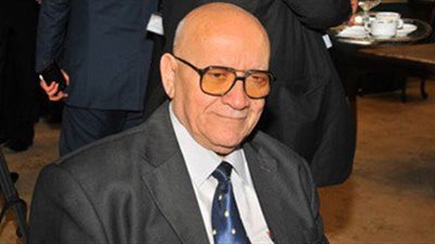 «العليمي» يطالب بإعفاء علاوة المعاشات من الرسوم والضرائب