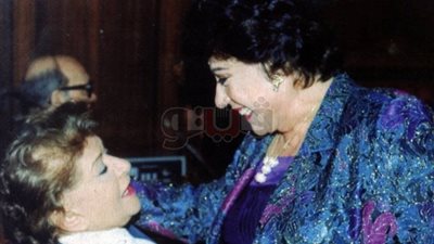 سناء جميل في حوار قديم: بكيت عندما شاهدت سميحة أيوب على المسرح