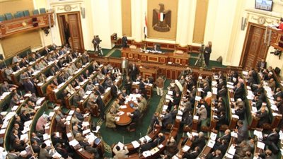 «مستقبل العلاقة بين الحكومة والبرلمان بعد رفض لجنته لقانون الخدمة المدنية».. «خليل»: القانون تم تفعيله قبل انعقاد المجلس.. «السعيد»: رفض القانون سيرهق الحكومة.. «الق