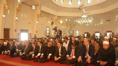 وزير الأوقاف يخطب الجمعة بالمسجد العباسي في بورسعيد (صور)